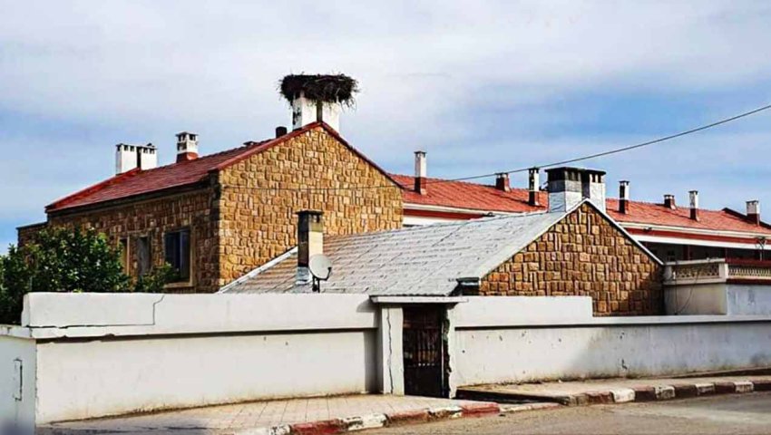 École Hacini, vieux Mila